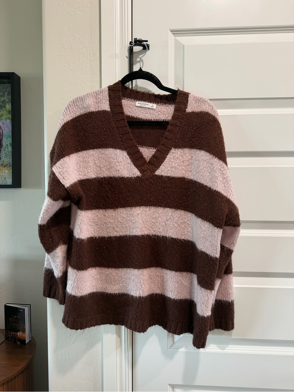 Cozy Oversized V-Neck Striped Sweater - Brown & Pink
